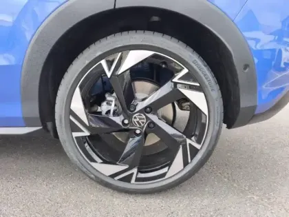 Photo 10 Volkswagen T-roc  1.5 eTSI 150ch R-Line DSG7