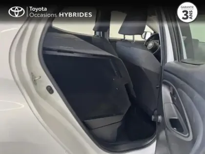 Photo 6 Toyota Yaris  116h France Business 5p