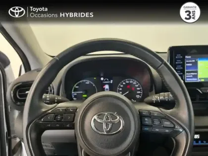 Photo 12 Toyota Yaris  116h France Business 5p