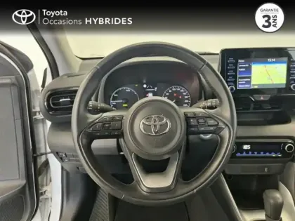 Photo 8 Toyota Yaris  116h France Business 5p