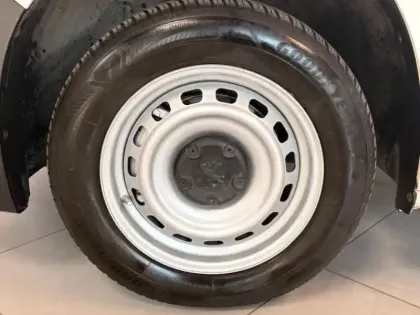 Photo 9 Peugeot Partner  Standard 650kg BlueHDi 75ch Premium 4cv