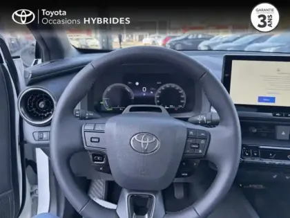 Photo 8 Toyota C-HR  1.8 Hybride 140ch Graphic MY26