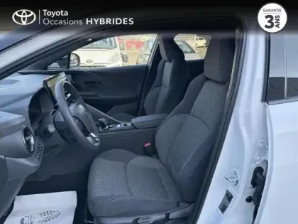 Photo 10 Toyota C-HR  1.8 Hybride 140ch Graphic MY26