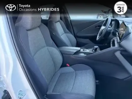 Photo 5 Toyota C-HR  1.8 Hybride 140ch Graphic MY26