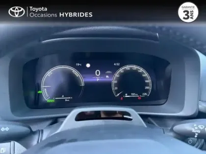 Photo 13 Toyota C-HR  1.8 Hybride 140ch Graphic MY26