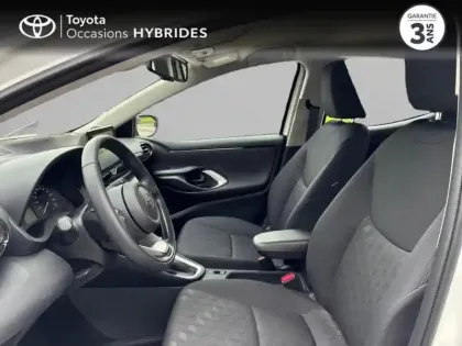 Photo 10 Toyota Yaris  116h Dynamic 5p MC24