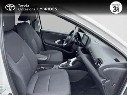 Photo 5 Toyota Yaris  116h Dynamic 5p MC24