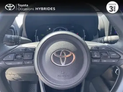 Photo 12 Toyota Yaris  116h Design 5p MC24