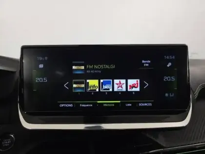 Photo 14 Peugeot 2008  1.2 PureTech 130ch S&S GT EAT8