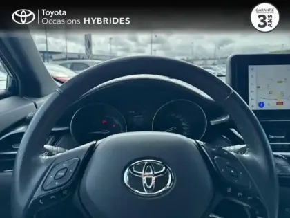 Photo 12 Toyota C-HR  1.8 Hybride 122ch Design E-CVT