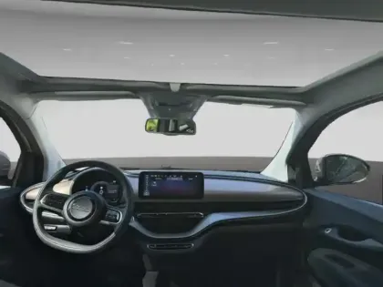 Photo 7 Fiat 500  e 118ch Icône Plus (Pack Magic Eye)