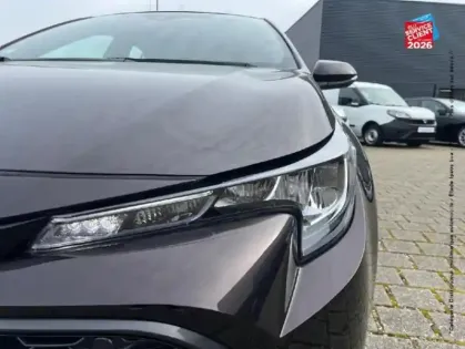 Photo 12 Toyota Corolla  122h Dynamic Business + Programme Beyond Zero Academy MY22