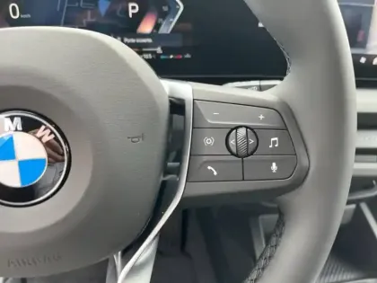 Photo 14 BMW Serie 1 Série 1 116A 122ch M Sport Design DKG7