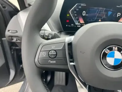 Photo 13 BMW Serie 1 Série 1 116A 122ch M Sport Design DKG7