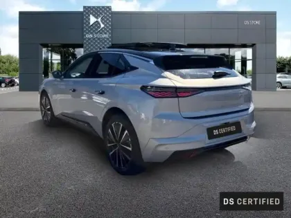 Photo 6 DS DS 4 N°4 E-TENSE 213ch 61kWh Etoile