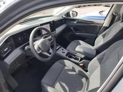 Photo 9 Volkswagen Tiguan  1.5 eHybrid 204ch VW Edition DSG6