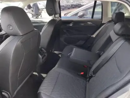 Photo 12 Volkswagen Tiguan  1.5 eHybrid 204ch VW Edition DSG6