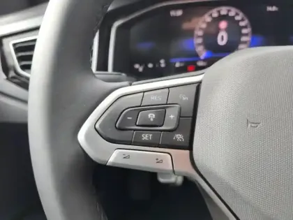 Photo 14 Volkswagen Polo  1.0 TSI 95ch R-Line Edition