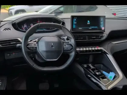 Photo 8 Peugeot 5008  Hybrid 136ch Allure Pack e-DCS6