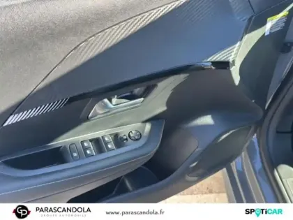 Photo 11 Peugeot 208  1.2 Hybrid 100ch Allure e-DCS6