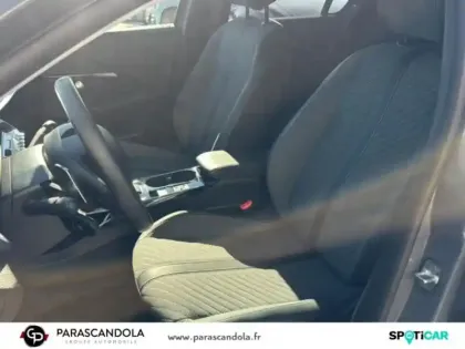 Photo 8 Peugeot 208  1.2 Hybrid 100ch Allure e-DCS6