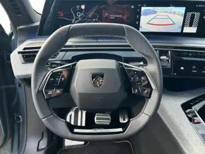 Photo 11 Peugeot 5008  Hybrid 136ch GT e-DCS6