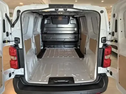 Photo 5 Citroën Jumpy  Fg M 2.2 Diesel 150ch