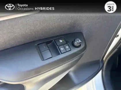 Photo 13 Toyota Yaris  116h Dynamic 5p MY22