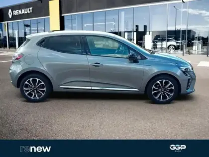 Photo 10 Renault Clio  1.6 E-Tech 145ch full hybrid Techno - 25