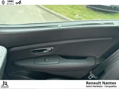 Photo 8 Renault Scenic Grand  TCe 140ch Techno EDC 7 places