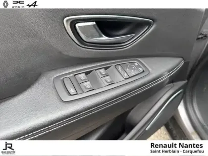 Photo 9 Renault Scenic Grand  TCe 140ch Techno EDC 7 places