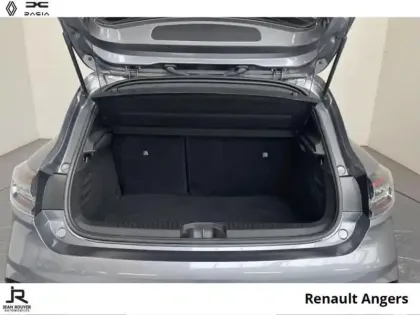 Photo 6 Renault Clio  1.6 E-Tech 145ch full hybrid Techno - 24