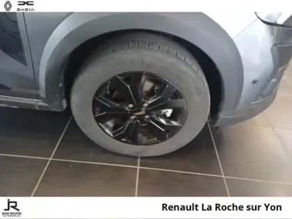 Photo 22 Dacia Jogger  1.6 hybrid 140ch Extreme 7 places -24