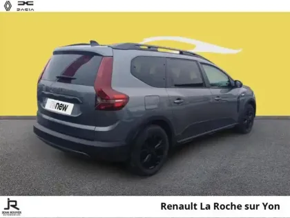 Photo 11 Dacia Jogger  1.6 hybrid 140ch Extreme 7 places -24