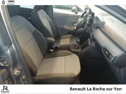 Photo 28 Dacia Jogger  1.6 hybrid 140ch Extreme 7 places -24