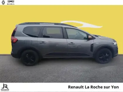 Photo 12 Dacia Jogger  1.6 hybrid 140ch Extreme 7 places -24