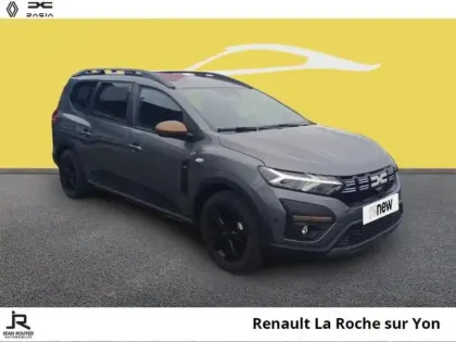 Photo 16 Dacia Jogger  1.6 hybrid 140ch Extreme 7 places -24
