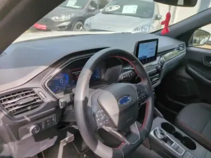 Photo 14 Ford Kuga  2.5 Duratec 190ch FHEV E85 ST-Line Business BVA