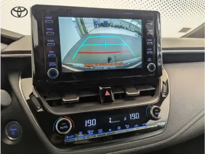 Photo 17 Toyota Corolla Hybride 122h Design