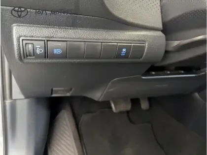 Photo 14 Toyota Corolla Hybride 122h Design