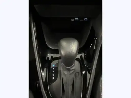 Photo 12 Toyota Yaris Hybride 116h Design MY2