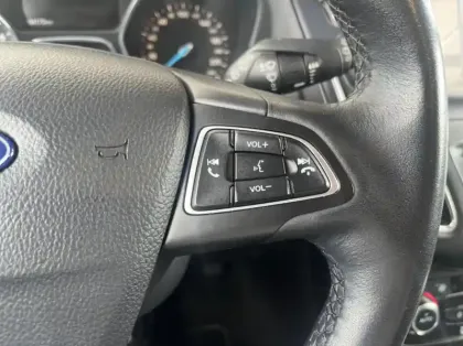 Photo 20 Ford Focus 1.0 EcoBoost 125ch Titanium BVA