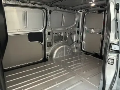 Photo 8 Ford Custom Fg 320 L1H1 2.5 Duratec 232ch Hybride rechargeable Trend CVT