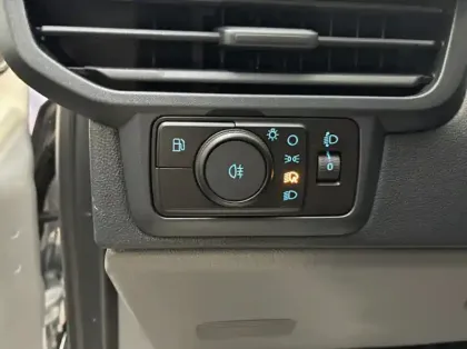 Photo 25 Ford Custom Fg 320 L1H1 2.5 Duratec 232ch Hybride rechargeable Trend CVT