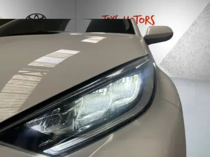 Photo 16 Toyota Yaris Hybride 116h Design MY2