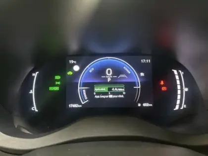 Photo 17 Toyota Yaris Hybride 116h Design MY2