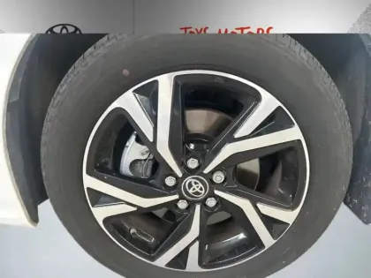 Photo 8 Toyota Yaris Hybride 116h Design MY2