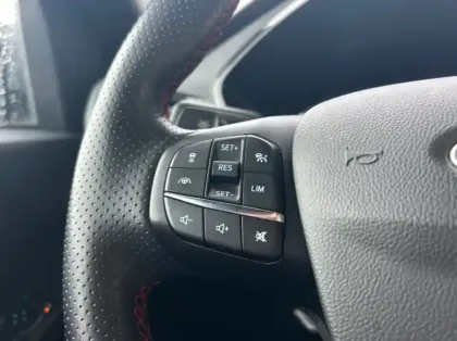 Photo 15 Ford Kuga 2.5 Duratec 225ch PHEV ST-Line BVA