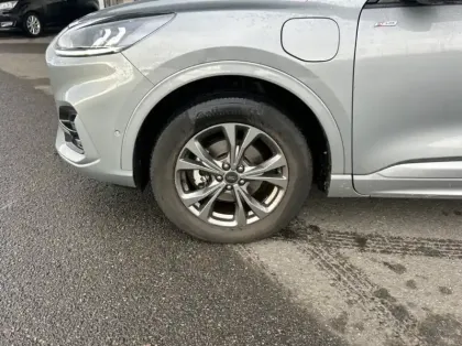 Photo 13 Ford Kuga 2.5 Duratec 225ch PHEV ST-Line BVA