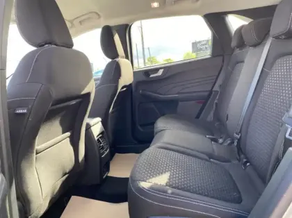 Photo 8 Ford Kuga 2.5 Duratec 180ch Hybrid FlexiFuel Titanium Business Powershift